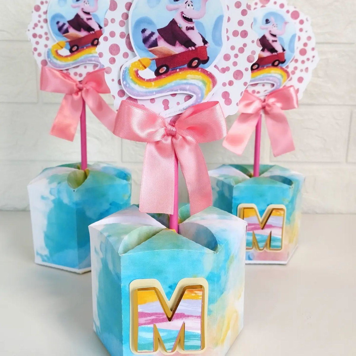 Kit 10 centro de Mesa Personalizados – Tema Divertidamente