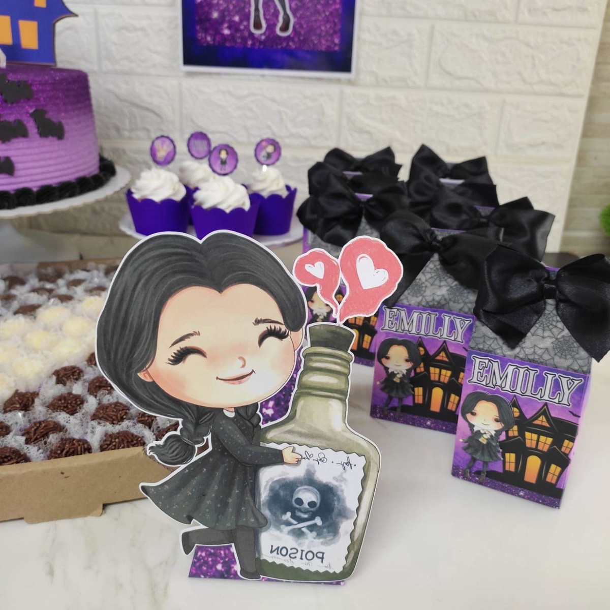 Kit Festa - Tema Wandinha - Image 2