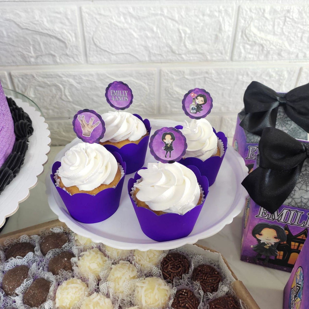 Kit Festa - Tema Wandinha - Image 4