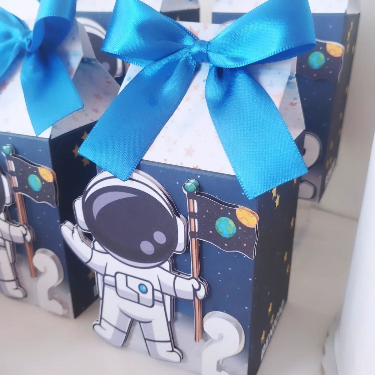 Kit 10 caixinhas Milk Box Personalizada – Tema Astronauta