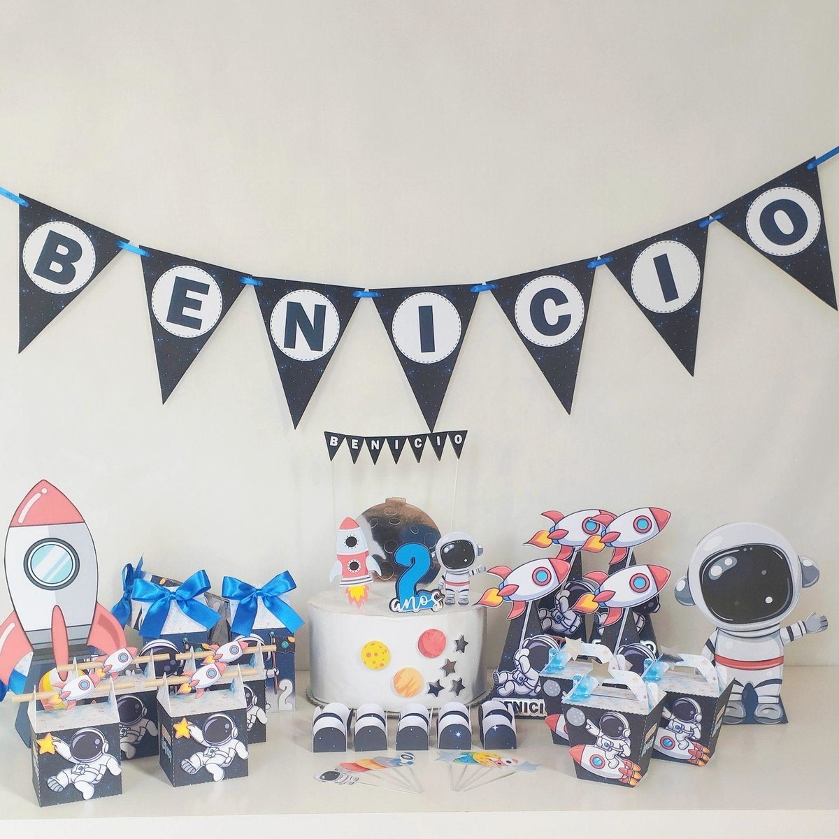 Kit Festa Personalizada - Tema Astronauta